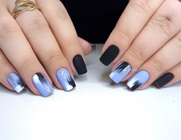 Завораживающий матовый маникюр 2026: новые тренды на фото