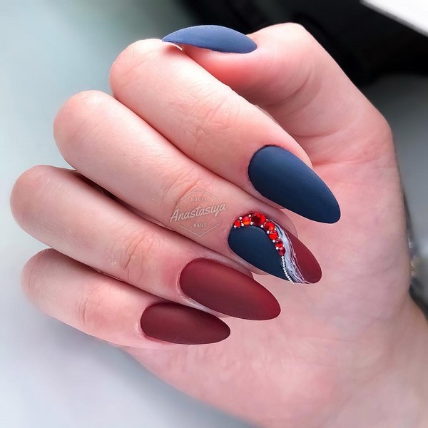 Завораживающий матовый маникюр 2026: новые тренды на фото