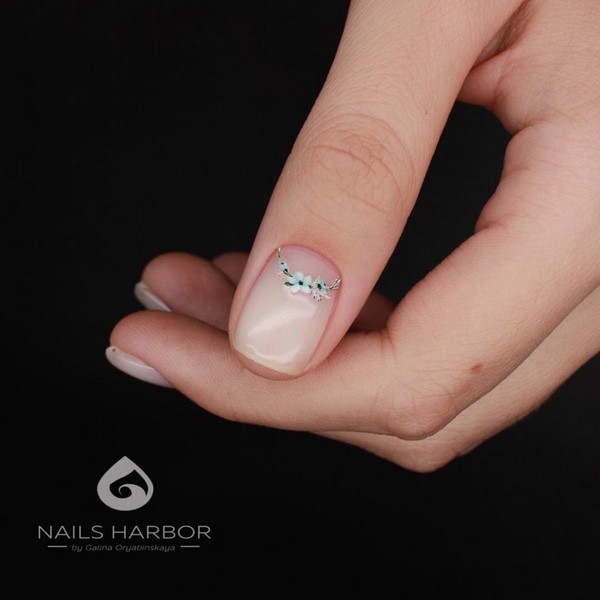 Минимализм на ноготках: бесподобные идеи маникюра минимализм 2026