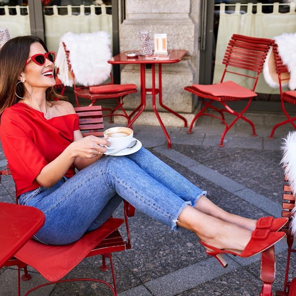 Модный деним 2026: топовые новинки джинсовой одежды для женщин