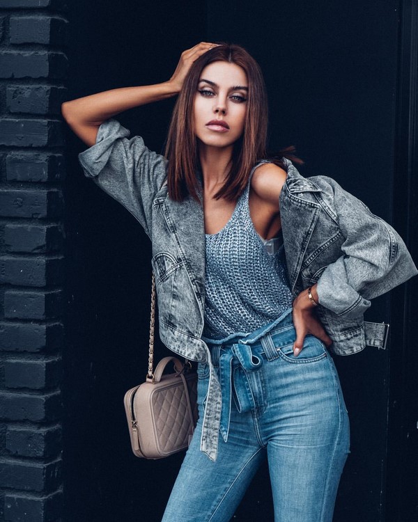 Модный деним 2026: топовые новинки джинсовой одежды для женщин
