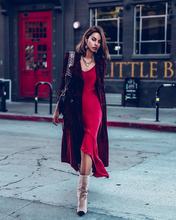 Прелестные идеи платьев миди в сезоне 2026 – модные образы и тренды