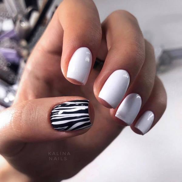 Нежнейший светлый маникюр 2026: новые идеи на фото