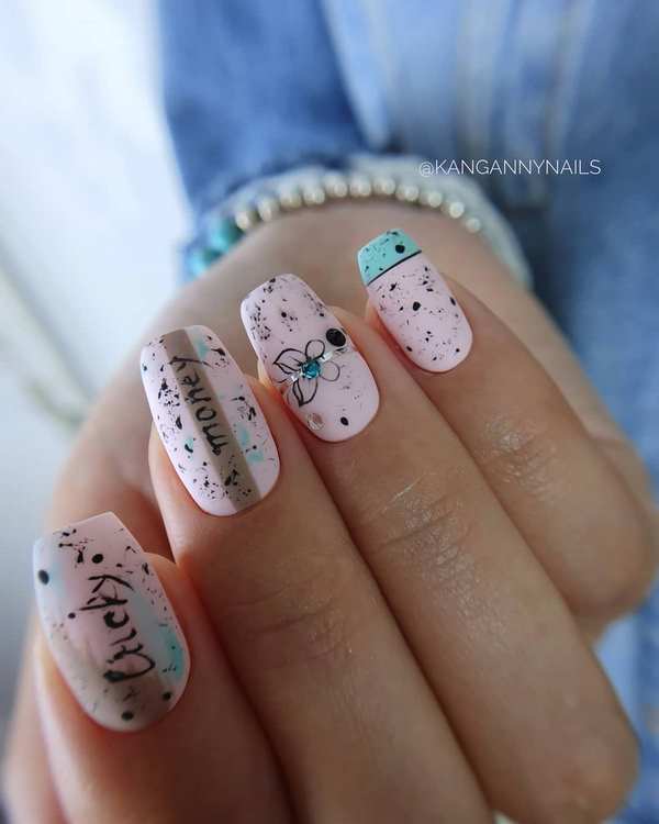 Нежнейший светлый маникюр 2026: новые идеи на фото