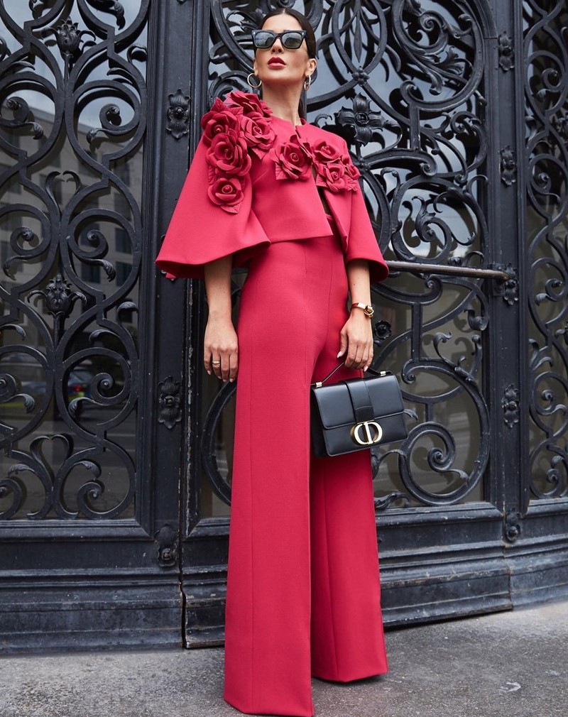 Женский брючный костюм 2026: топ-10 фасонов в новых стилях