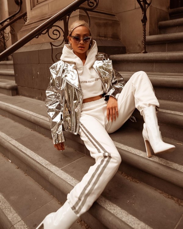 Женские спортивные костюмы 2026: топ-10 трендов на фото