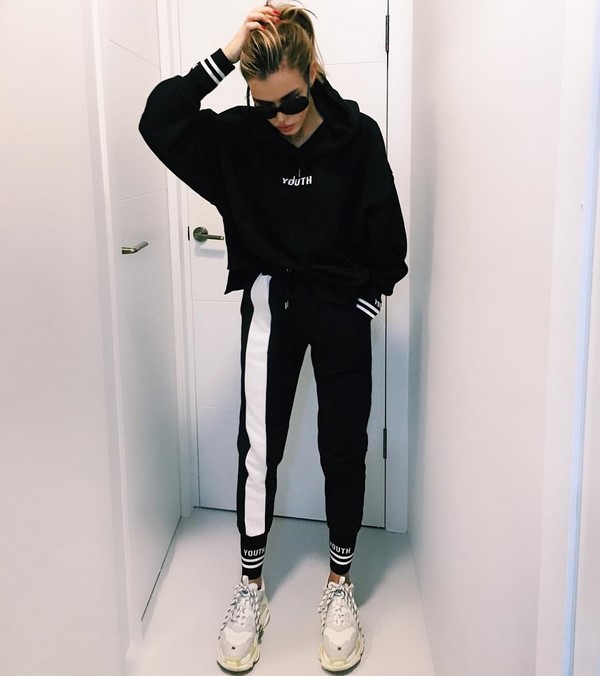 Женские спортивные костюмы 2026: топ-10 трендов на фото