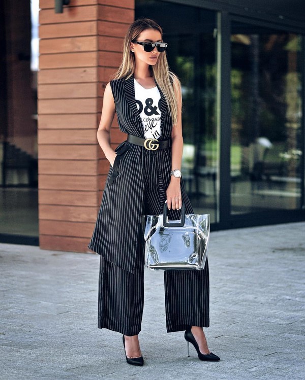 Женский брючный костюм 2026: топ-10 фасонов в новых стилях