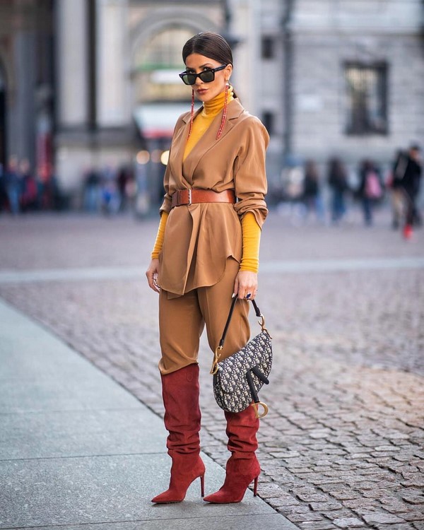 Женский брючный костюм 2026: топ-10 фасонов в новых стилях