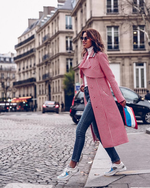 Модный тренч 2026: лучшие модели и фасоны женских плащей и тренчкотов