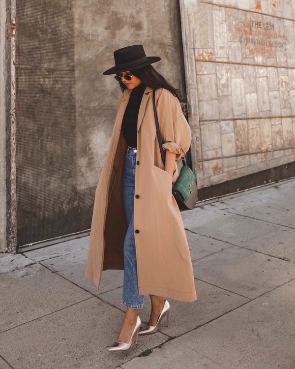 Модный тренч 2026: лучшие модели и фасоны женских плащей и тренчкотов