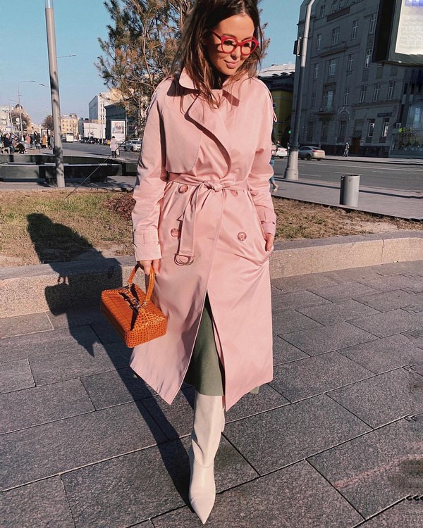 Модный тренч 2026: лучшие модели и фасоны женских плащей и тренчкотов