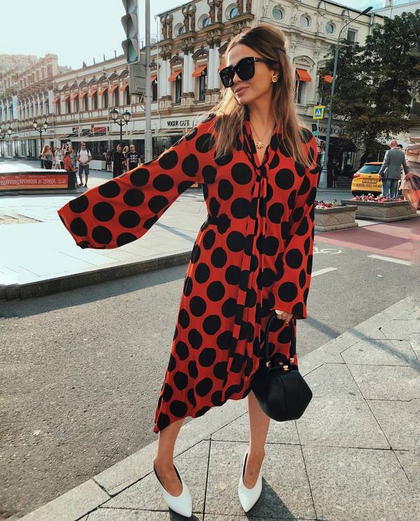 Эффектнейшее платье с узором 2026: ТОП-8 трендов на платья с принтами