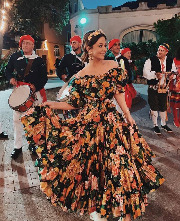 Эффектнейшее платье с узором 2026: ТОП-8 трендов на платья с принтами