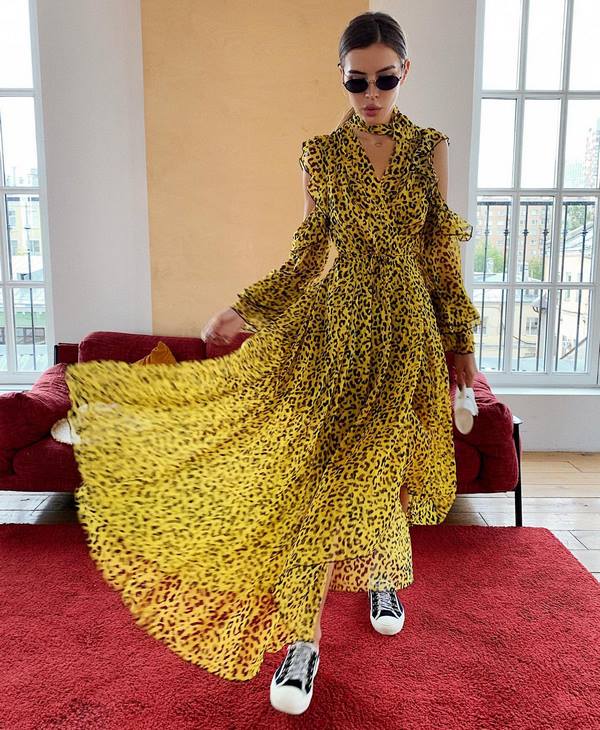 Эффектнейшее платье с узором 2026: ТОП-8 трендов на платья с принтами