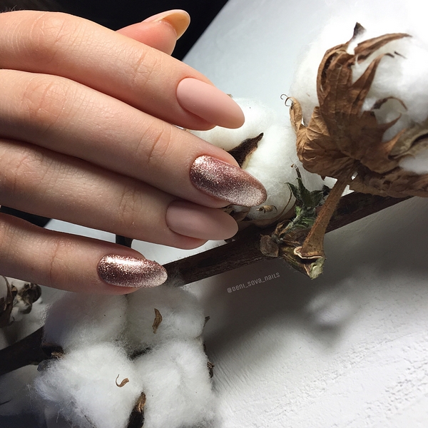 Утонченный маникюр «миндаль» 2026: новые образы дизайна миндальных ногтей