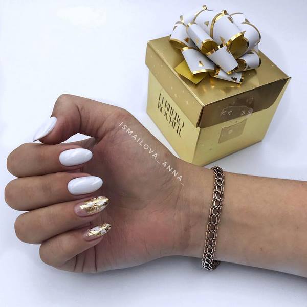 Утонченный маникюр «миндаль» 2026: новые образы дизайна миндальных ногтей