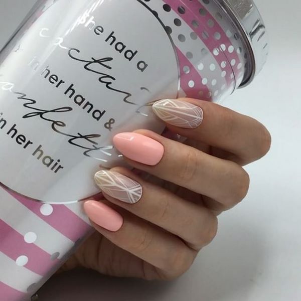 Утонченный маникюр «миндаль» 2026: новые образы дизайна миндальных ногтей