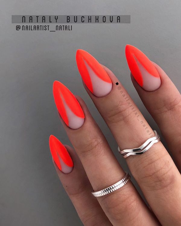 Утонченный маникюр «миндаль» 2026: новые образы дизайна миндальных ногтей