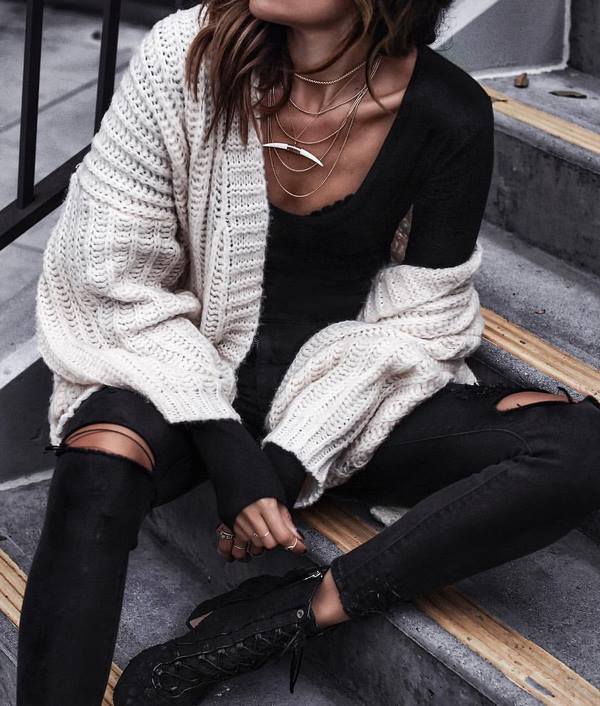 Топовые новинки вязаной одежды 2026: великолепные аутфиты с вязаными вещами