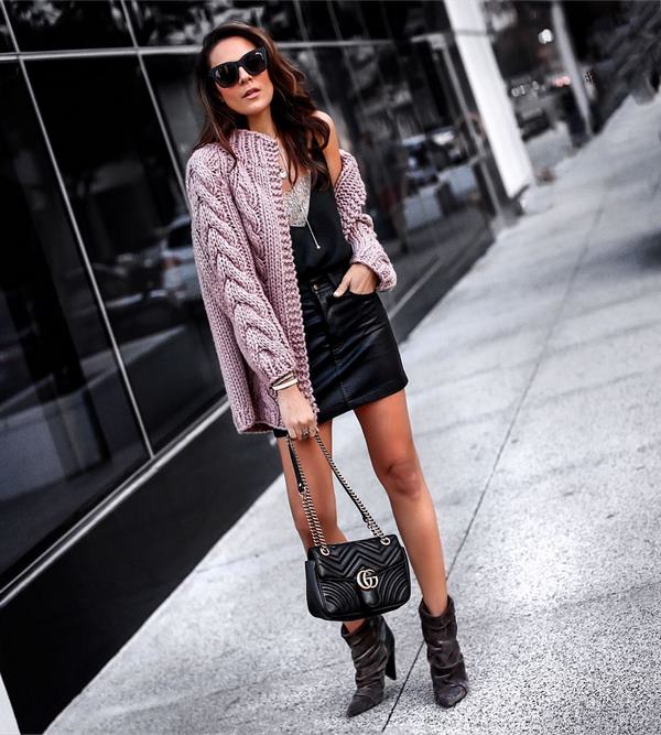 Топовые новинки вязаной одежды 2026: великолепные аутфиты с вязаными вещами