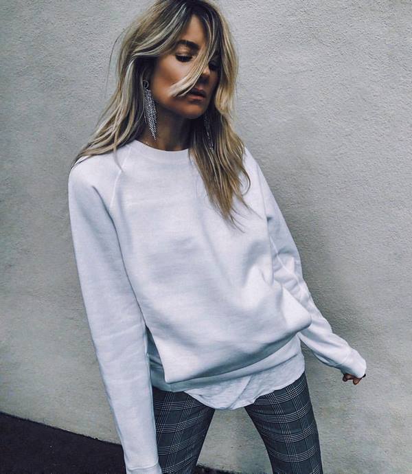 Модные тренды на женские свитшоты 2026: топ-10 топовых моделей
