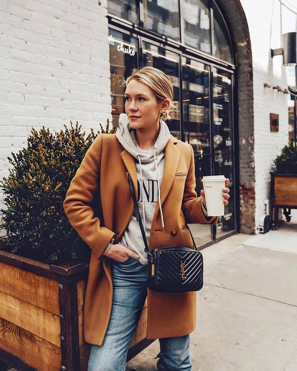 Модные тренды на женские свитшоты 2026: топ-10 топовых моделей