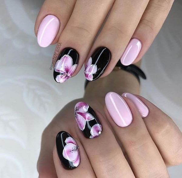 Модные ногти с цветами 2026: новинки и тренды цветочного нейл-арта