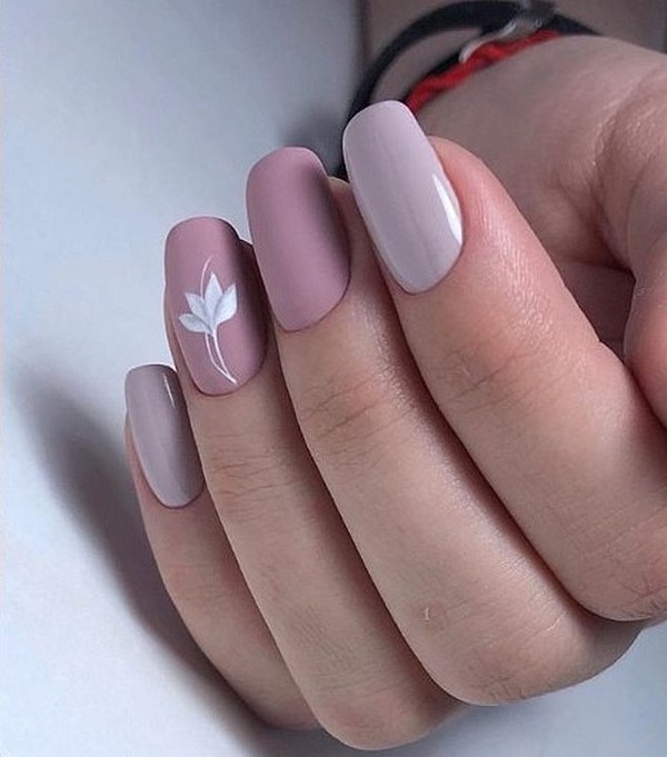 Модные ногти с цветами 2026: новинки и тренды цветочного нейл-арта