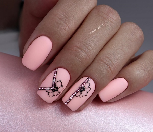 Модные ногти с цветами 2026: новинки и тренды цветочного нейл-арта