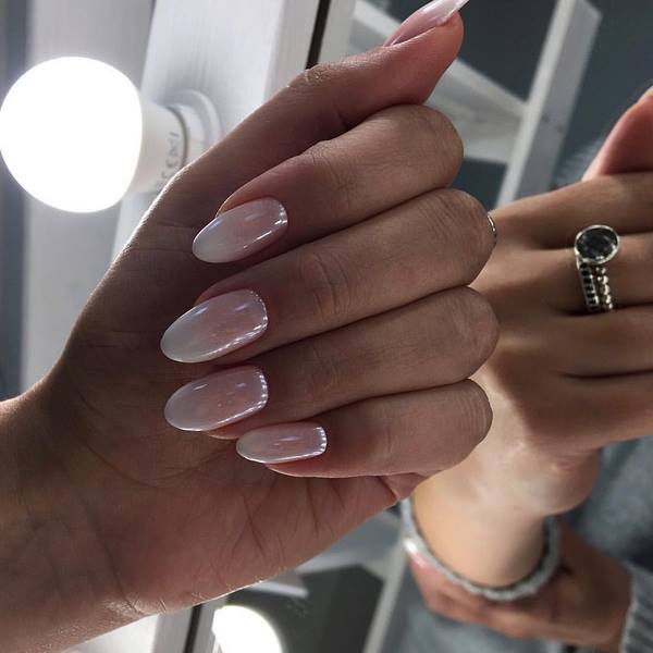 Идеальный бежевый в новых техниках: последние тенденции бежевого нейл-дизайна 2026