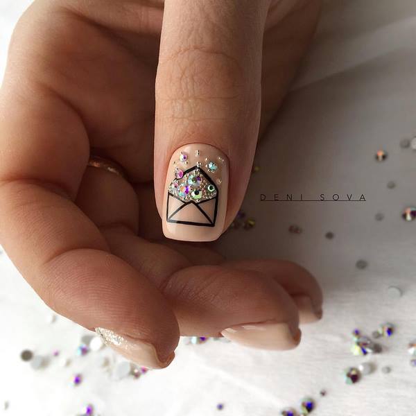 Идеальный бежевый в новых техниках: последние тенденции бежевого нейл-дизайна 2026