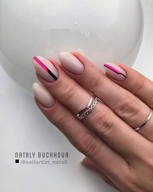 Идеальный бежевый в новых техниках: последние тенденции бежевого нейл-дизайна 2026