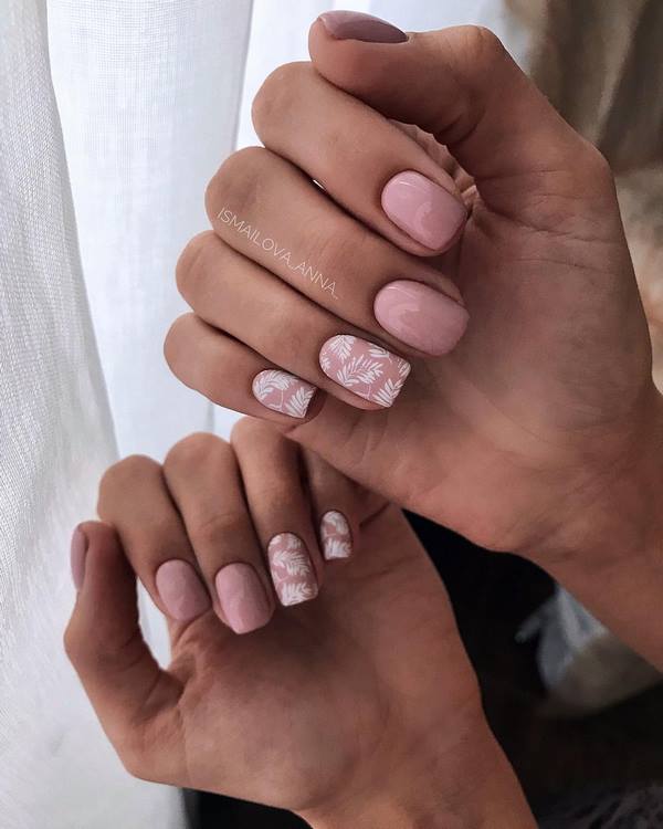 Идеальный бежевый в новых техниках: последние тенденции бежевого нейл-дизайна 2026