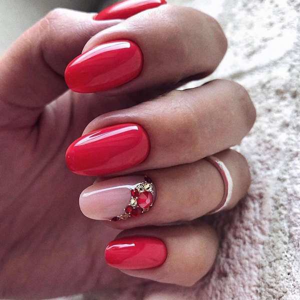 Милый дизайн овальных ногтей 2026 – модные новинки, образы и техники