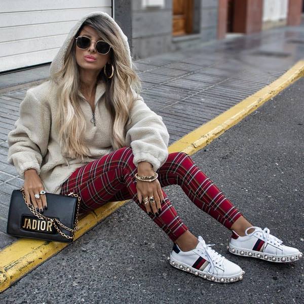 Лучшие пары кроссовок 2026 – тренды и новинки кроссовок на фото