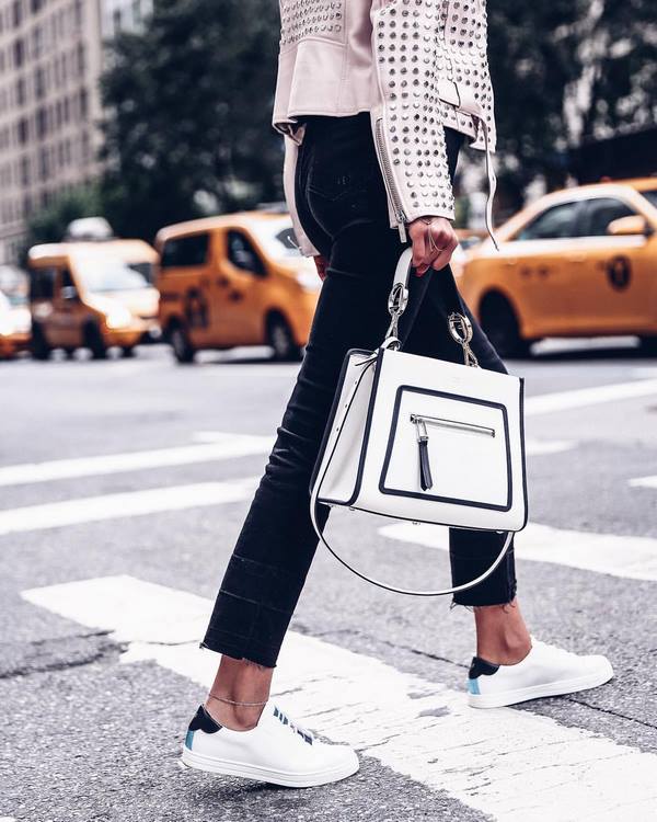 Лучшие пары кроссовок 2026 – тренды и новинки кроссовок на фото