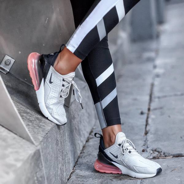 Лучшие пары кроссовок 2026 – тренды и новинки кроссовок на фото