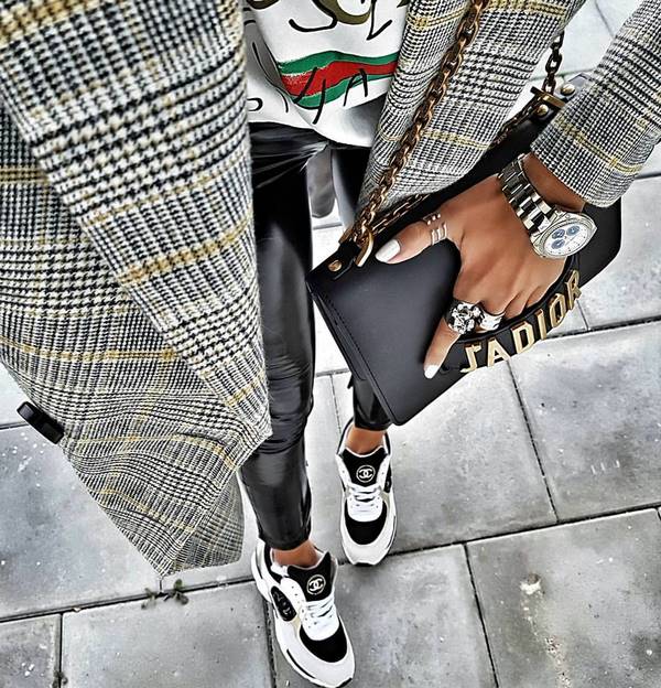 Лучшие пары кроссовок 2026 – тренды и новинки кроссовок на фото