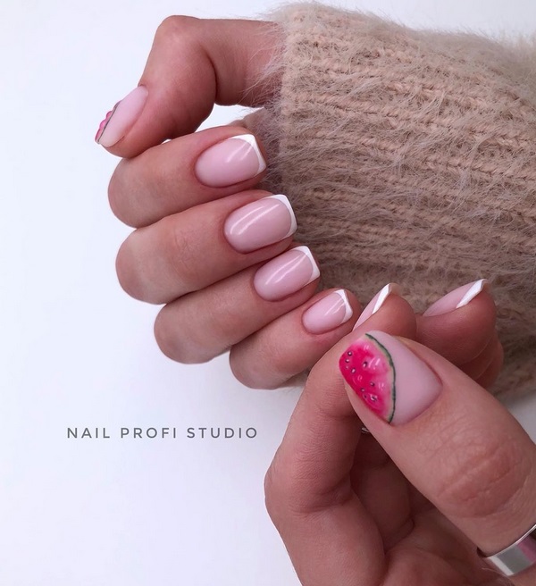 Безупречный маникюр на средние ногти 2026 – уникальные идеи и стили