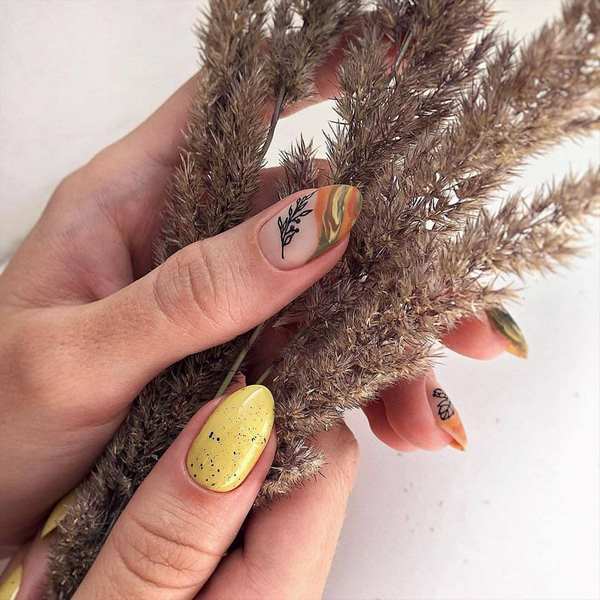 Безупречный маникюр на средние ногти 2026 – уникальные идеи и стили