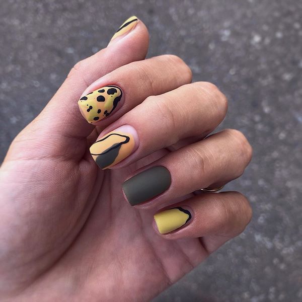 Безупречный маникюр на средние ногти 2026 – уникальные идеи и стили