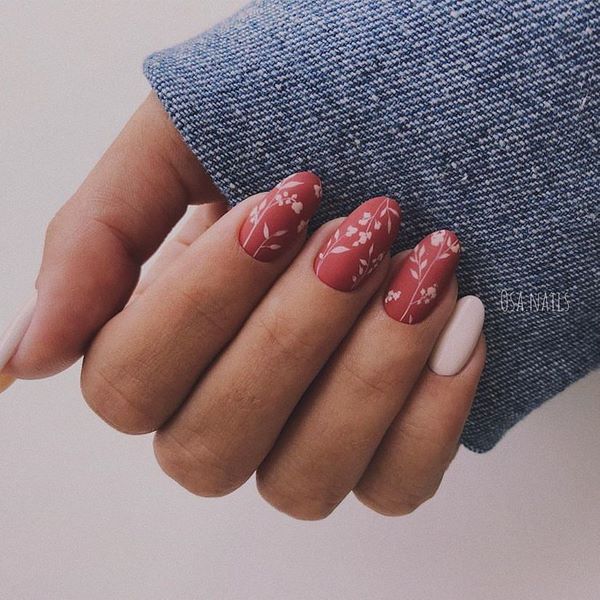 Безупречный маникюр на средние ногти 2026 – уникальные идеи и стили