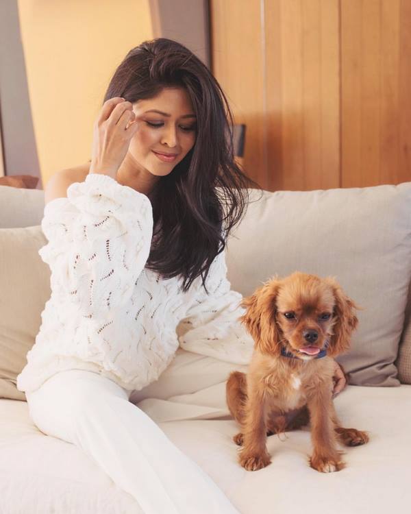 Самые красивые модели свитеров на весну – новые тенденции и фасоны 2026