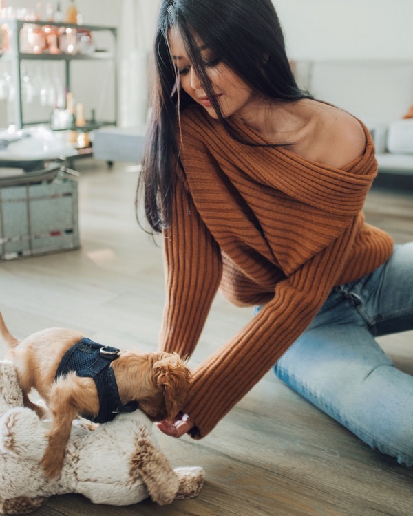 Самые красивые модели свитеров на весну – новые тенденции и фасоны 2026