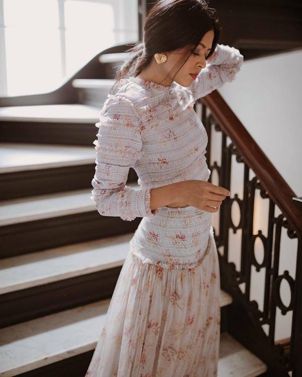 Новые тенденции моды на платья 2026 – красивые луки с платьями в разных стилях