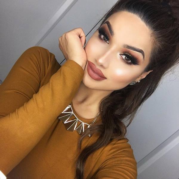 Шикарные идеи вечернего макияжа 2026 – топ-10 тенденций модного мейкапа на вечер