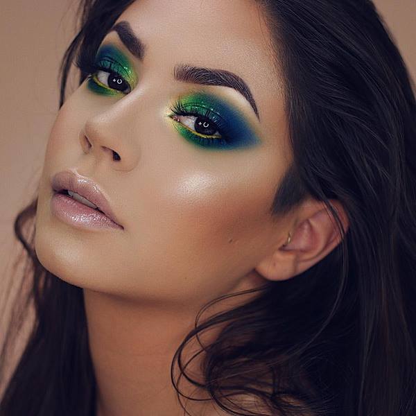 Шикарные идеи вечернего макияжа 2026 – топ-10 тенденций модного мейкапа на вечер