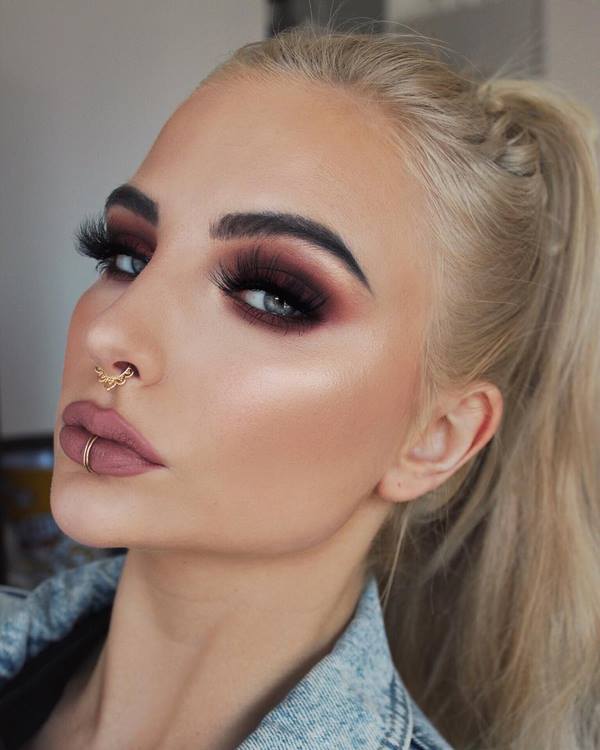 Шикарные идеи вечернего макияжа 2026 – топ-10 тенденций модного мейкапа на вечер
