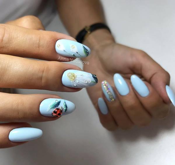 Захватывающий нейл-арт 2026: свежие фото-примеры маникюра с рисунком